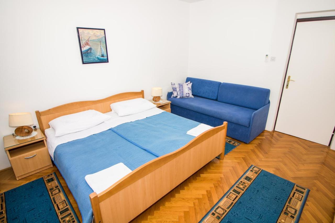 Rooms & Apartment Albina Baška Eksteriør billede